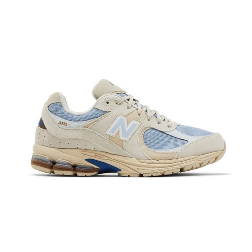 New Balance 2002R Sandstone Timberwolf Men’s 6.5 Women’s 8
